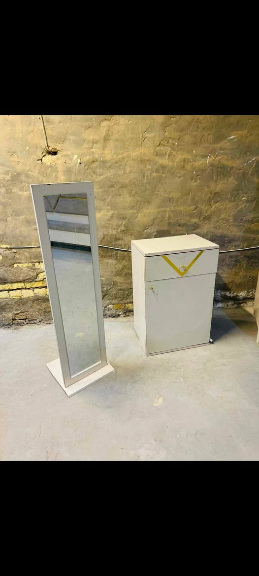 #غرفة_نوم_تركيه#اخت جديد ١٠ قطع ٧٠٠ ومتوفر غرف ٣٧٥ و ٣٥٠ @إشارة


**إذا كنت صاحب هذا الإعلان وتريد حذفه لأي سبب، رجاءا أرسل رسالة إلى الدعم الفني**