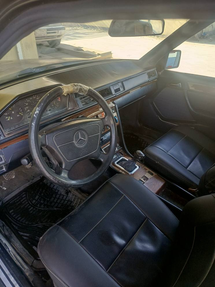 مارسدس دب  ستيشن كير عادي محرك كاز ٦ سلندر بغداد, العراق


**إذا كنت صاحب هذا الإعلان وتريد حذفه لأي سبب، رجاءا أرسل رسالة إلى الدعم الفني**