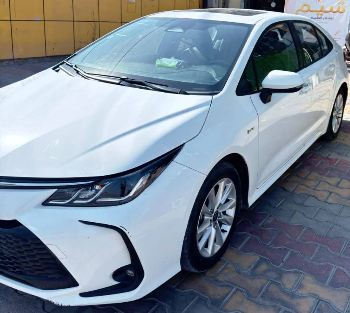 السلام عليكم كورلا 2024 هايبرد رقم بغداد فول 1/1 بيها كم شغله بسيطه بالدعاميات وشخط بخشم البنيد جدا بسيط وموظح بالصورة مكانها بغداد السعر 140$ وبيها مجال بسيط ***********
