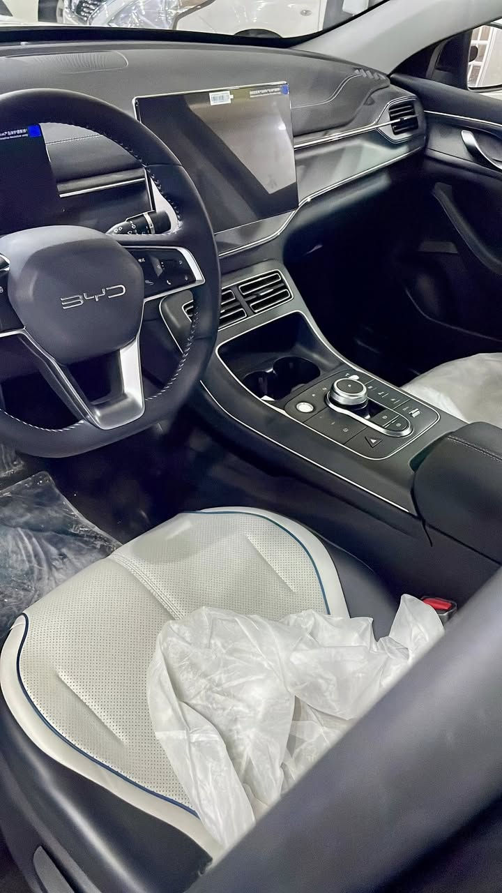 دستروير 2025 زيرو مرقم نجف
أغراض السيارة كلها موجودة

كارت ذكي 

بصمة تشغيل 

شاحنة 

فوم البنجر 

المثلث

أرضيات

بدلة العمل

ابرز المواصفات 

- بصمة تشغيل 

- بصمة ابواب 

- ⁠ كاميرا

- ⁠كرسي جلد ابيض

- رادار تفاعلي 

- ⁠حساس خلفي  

- شاشة كبيره قلاب

- تحكم مقود 

- داخل اوف وايت

-  تبريد قطعتين

- مودات واومر صوتية 

وباقي المواصفات المعروفة

✅ البيع نقداً وبالتقسيط وبمقدمه جيده لسكنة النجف 

للإستفسار : ***********

العنوان 📍: نجف - المعارض الجديده - معرض الماسه

 #bydméxico #BYDSEAL #BYD #BYDATTO3 #BYDDolphin #BYDDolphin #byd #bydméxico #bydgoszczanie
