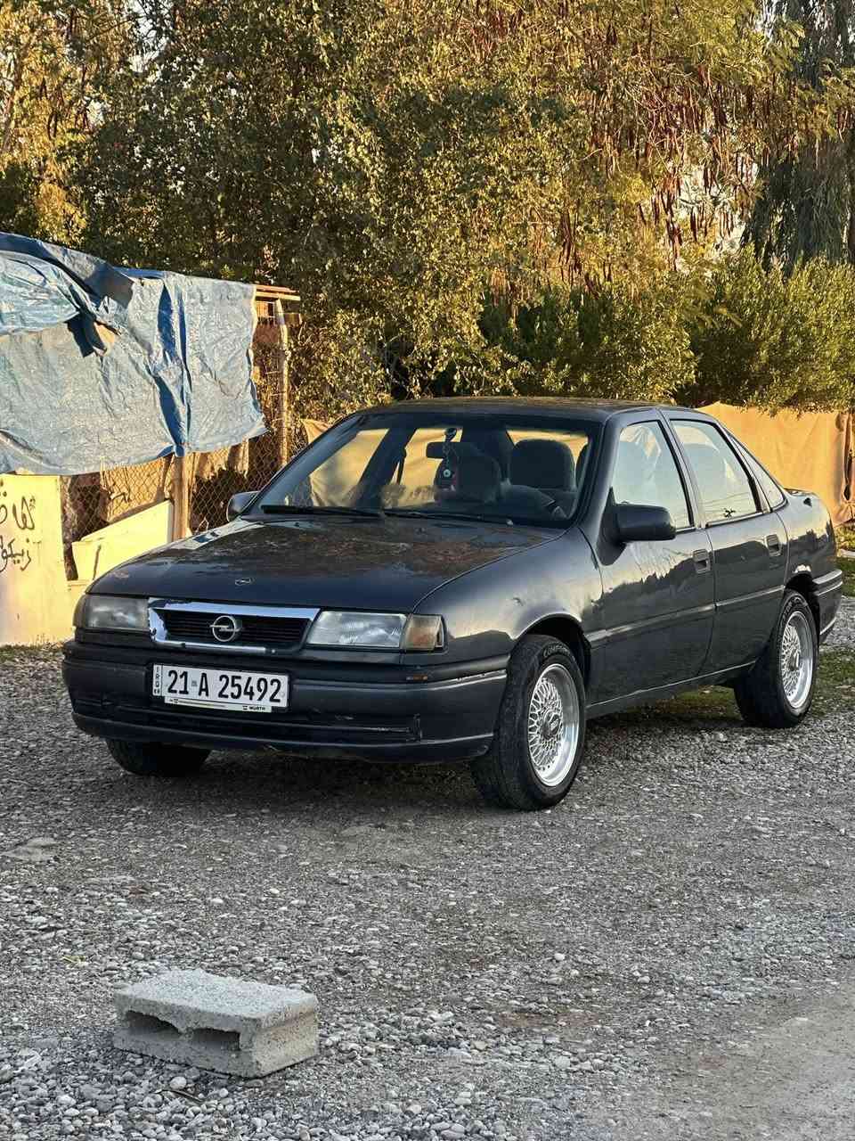 اوبل فكترا حجم18 موديل 95 كير اوتوماتيك رقم سليمانيه سنويه لحد 2027 شرط تحويل والمحرك بيه بخار قليل جدآ  بطاقه بانزين بيه
سعر 47 بي مجال
***********
