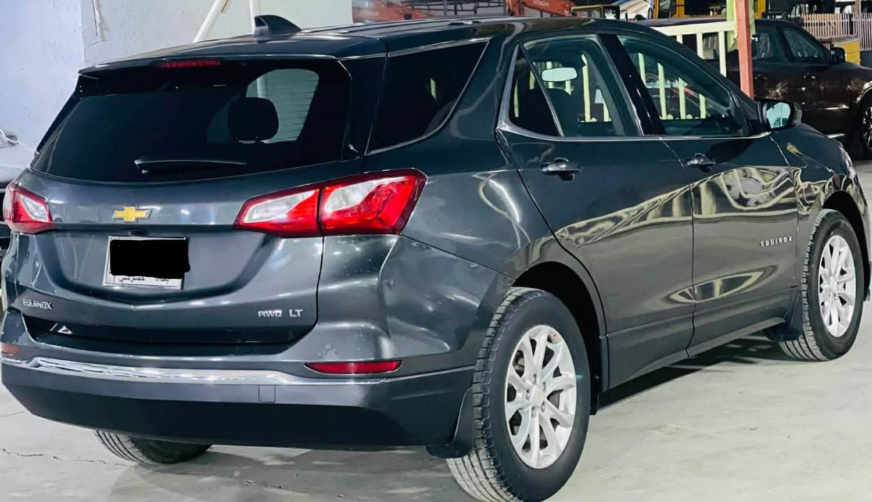 كوينكس موديل 2018  Lt  رقم بغداد بأسمي تحويل مباشر
تحكم فول  ويل كب    كامرة خلفيه شاشه كبير لمس بصمه تشغيل وأبواب خمس بصمات  كشن كهربائى  شاشة عطلات  تبريد قطعتين كشن مخمل محرك 1500 تيربو حادثها الجاملغ مبدل والبنيد مصبوغ حادث بسيط وحلو  تخم تاير جديد حداديه جديدة كهربائيات كلها شغاله وجديدة تبريد ثلج السيارة جاهزة للاخير ما بيها نقص نهائيا السعر  125  وبيها مجال قليل موبايل  ***********  ***********   اياد ابو بارق مكان السيارة بابل الشوملي
