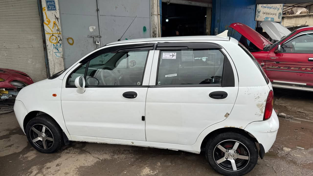 كوكو 2013 سيارة نظيفه شرط المحرك والكير والتبريد
طخم 100‎%‎
ضربتها جاملخ اليمين فقط
السعر 38 وبيها مجال 
***********
