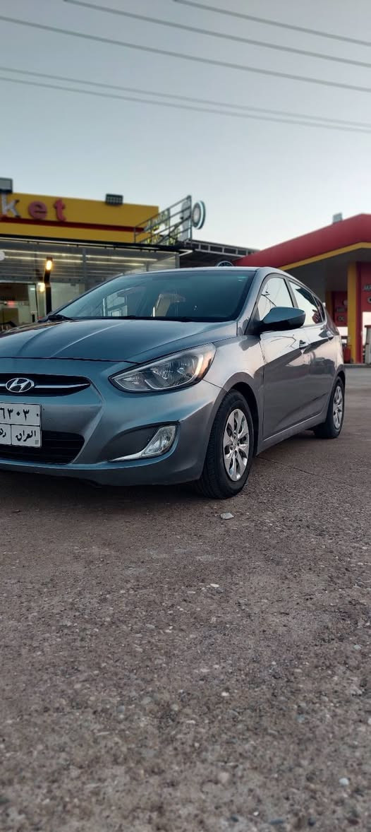 اكسنت هاجباك 2017 لون رصاصي
سيارة نظيفه ماتصرف عليها فلس
وارد امريكي 
كير اوتوماتيك
ماشية 80 mi
جامات 4 كهربائي 
ايرباكات سليمه وضع بلادي
بدون حادث سيارة
الصبغ : بوند و جاملغ بدون حادث او ضرر 
السعر بلاش بلاش
رقم ***********
