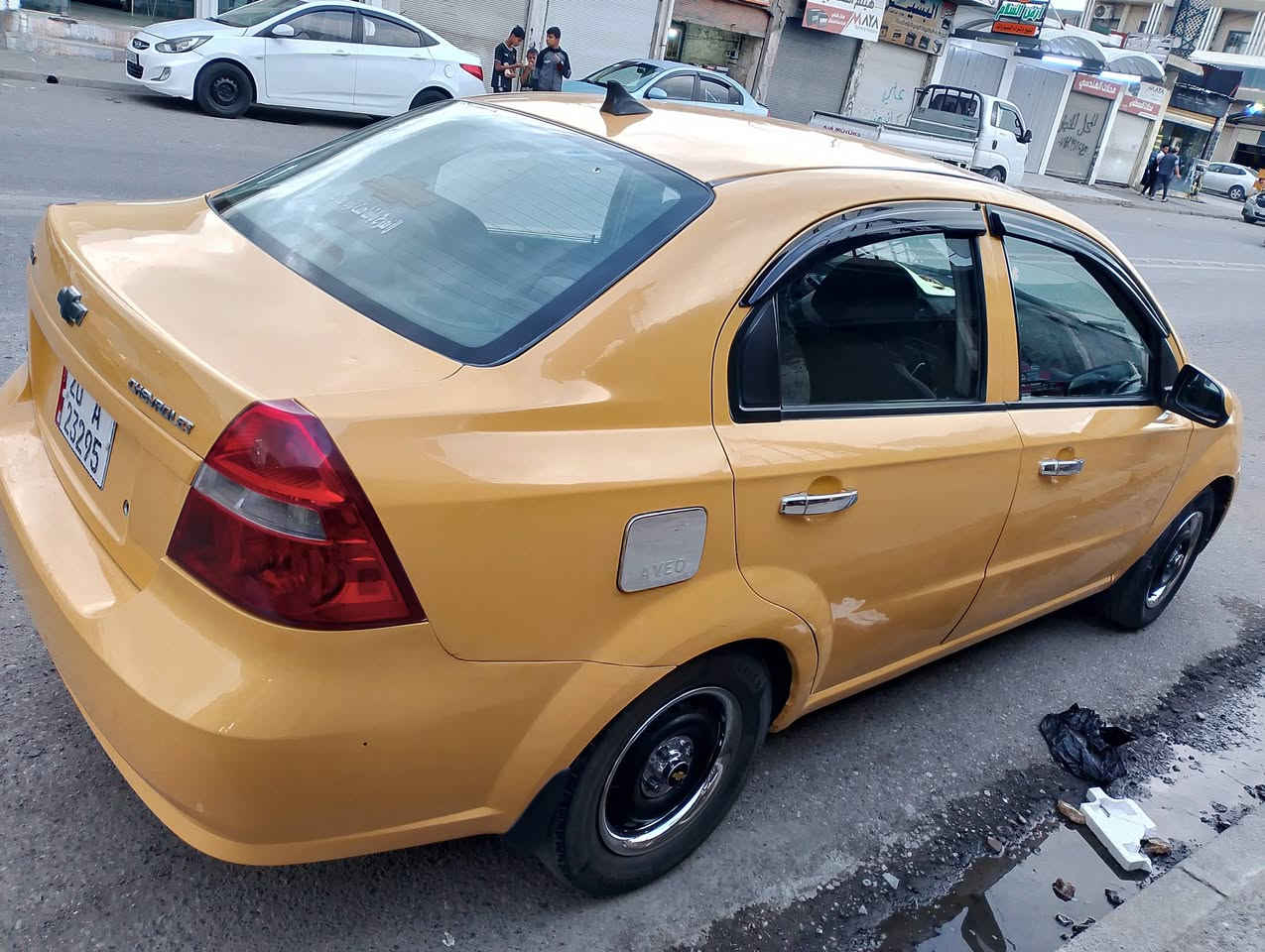السلام عليكم 
افيوا 🚕 وأرد كوري 
موديل 2009👋
رقم ديالى أوربي ✋ سنويه وهزه جديده 
هيئه وغرامة صفر 🚦 بدون كاربون بانزين ⛽ 
شرط التحويل 🚦 محرك دبل كمشفت 
محرك وكير شرط 👋 تبريد تدفه 
طخم تاير طخم امامي خلفي جديد 👋 
📢 السياره بدون ظرر فقط تلقيطات مال تكسي 
🛑#السعر 49$💸 وبيها مجال 
#العنوان #الموصل #موصل_الجديده قرب جامع الايقظه شارع البطاريات 
🛑 1️⃣ اوقات العمل🕰️الاتصال من الساعه التاسعه صباحا الى الساعه العاشره ليلا🛑
🛑2️⃣بلتلفون قفل ماكو تعال ودفع سعر اليعجبك 🛑
#مكتب_ارض_السلام #لبيع_وشراء_السيارات 
🛑 #باداره/ سلام الراشدي 
***********📱كورك 📞
***********📱اسيا📞
