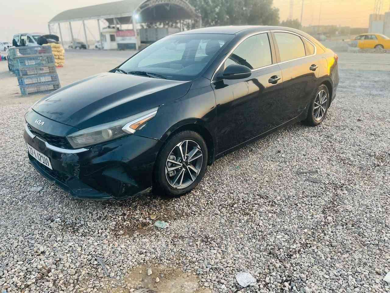 كيا فورتي 2022 وارد أمريكي  حادثه جاملغ وبنيد ومصلحات نفسيتهن وبيه بارد ب الباب مال الصدر
بدون لغود  وبدون شواصي موصفات رادار امامي مثبت سرعه مانع انصدام رادار جانبي إشاره جانبيه شاشه كاربلاي كأمره دواره 3انضه قياده سبورت+وسمارت وايكو محرك 2000دوش كير اي تي المرغوب شاشه اعطال      سعرها (128)وبيه مجال  الناصريه مركز والشراي يدلل رقم لتلفون(***********)
