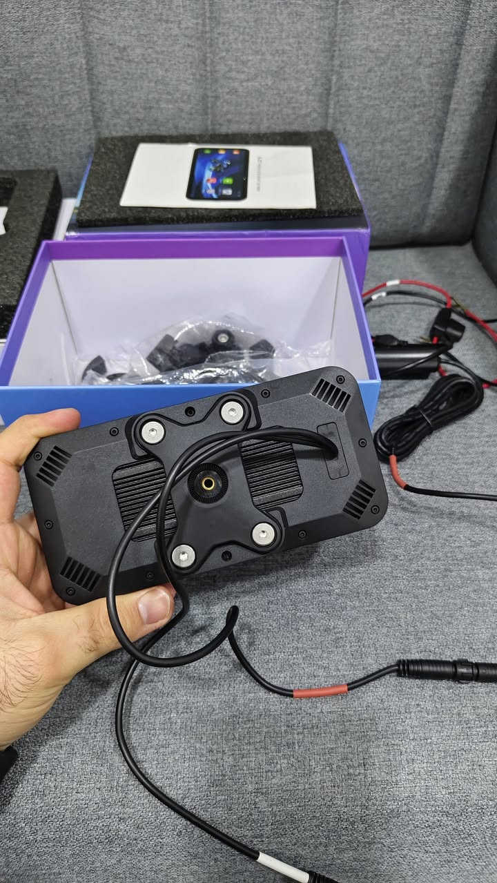 السلام عليكم شاشة مال دراجة ماركة اصلي مال بالة امزون نضام كاربلي بلوتوث جديد كامل ملحقات وياه ضد الماء ديقته فول ايج دي ريمونت مال تحكومات ،

سعر 50 الف 

توصيل كل محافظات متوفر


**إذا كنت صاحب هذا الإعلان وتريد حذفه لأي سبب، رجاءا أرسل رسالة إلى الدعم الفني**