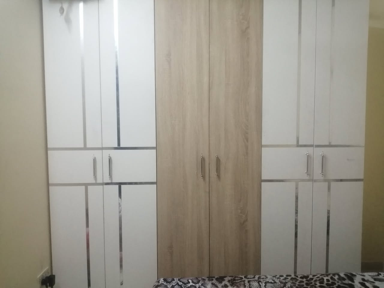 غرفة تركي ٥ قطع ما صار هواي من ماخذيها بعدها جديدة مابيها اي ضرر اريد ابيعها لان مكان صغير
ب٥٥٠


**إذا كنت صاحب هذا الإعلان وتريد حذفه لأي سبب، رجاءا أرسل رسالة إلى الدعم الفني**