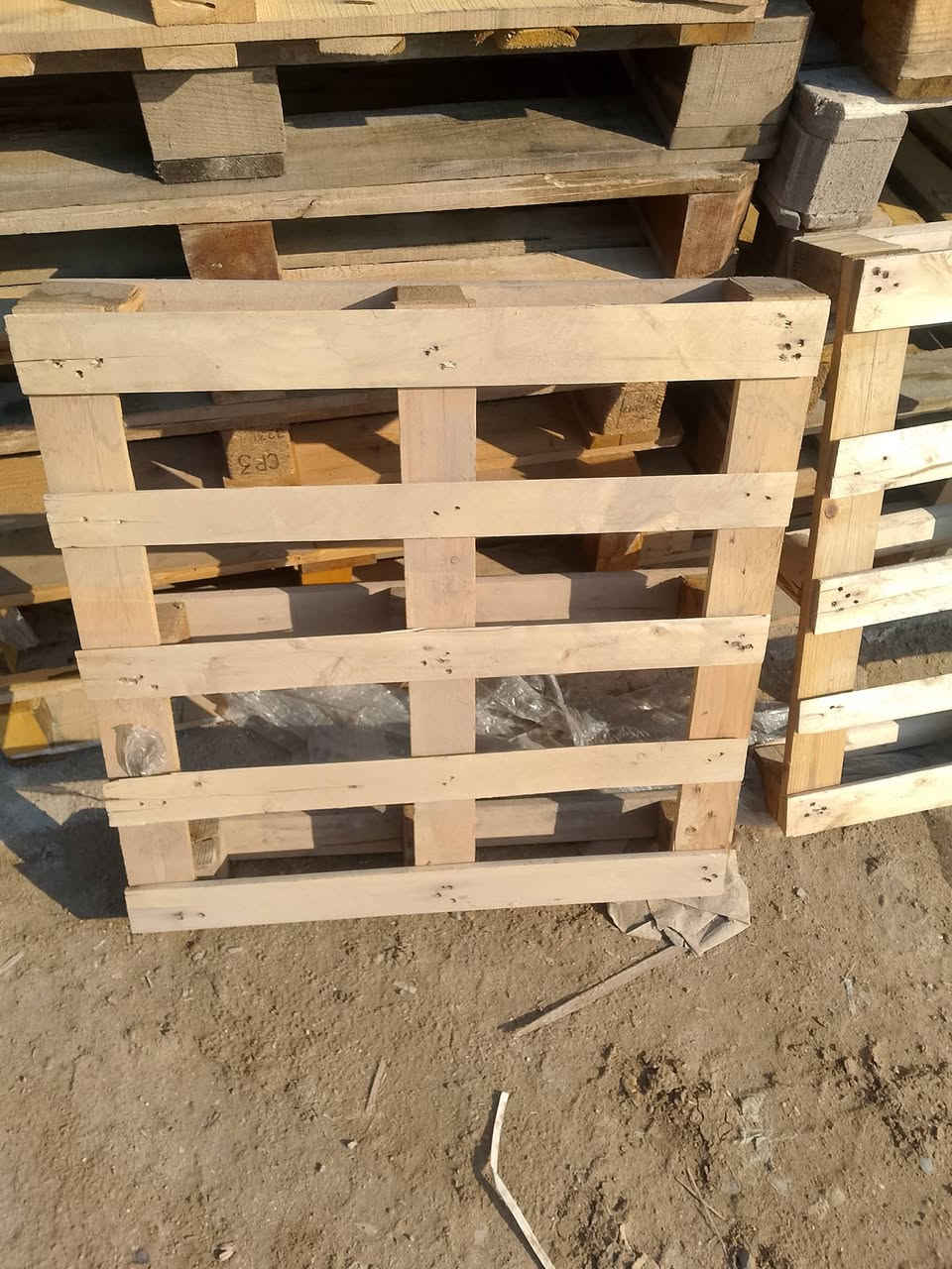 سكيب البيع العنوان بغداد الدورة الهاتف ***********
