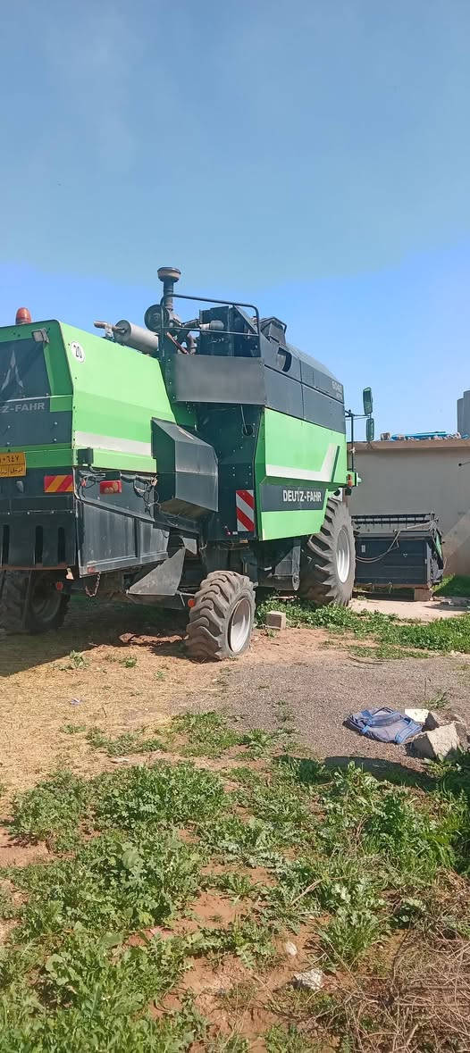 حاصدة دویز deutz fahr 6040 مودیل 2011 شركة هارون كروب رقم اربیل حاصدة جاهزة للشغل نظیفة جدا.
رقم هاتف ***********ـ ***********
مکان اربیل 
سعر مناسبە
