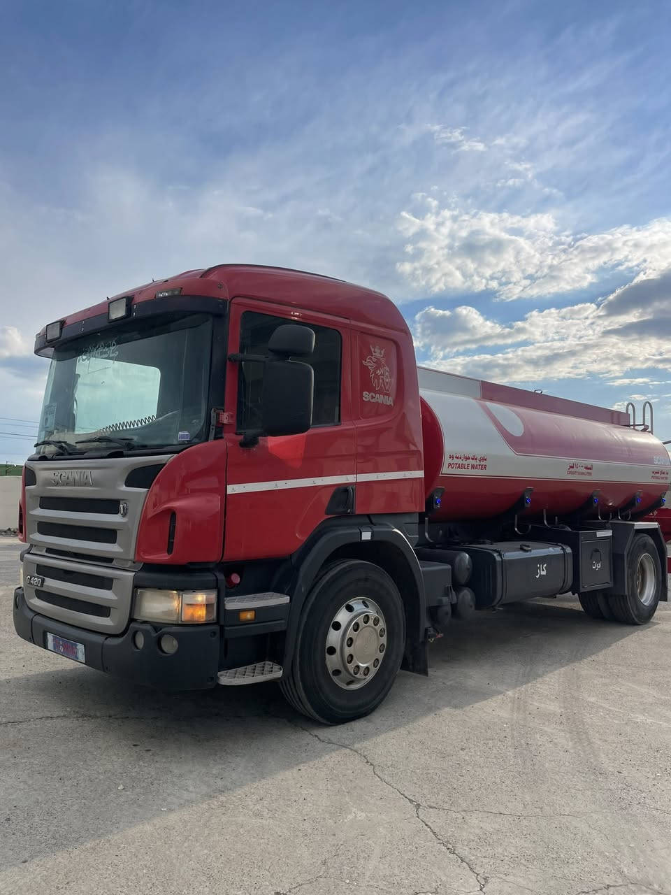 السلام عليكم
اسكانيا موديل ٢٠٠٤ 
سعر (٢٢٥)$ ورقة مجال قليل 
محرك انجيكشن
كير ٣*٣ عادي 
شانصي بلاد ✅
ملاحظة: سيارة رقم اربيل باسم شركة↔️
مكان اربيل 
***********
***********
