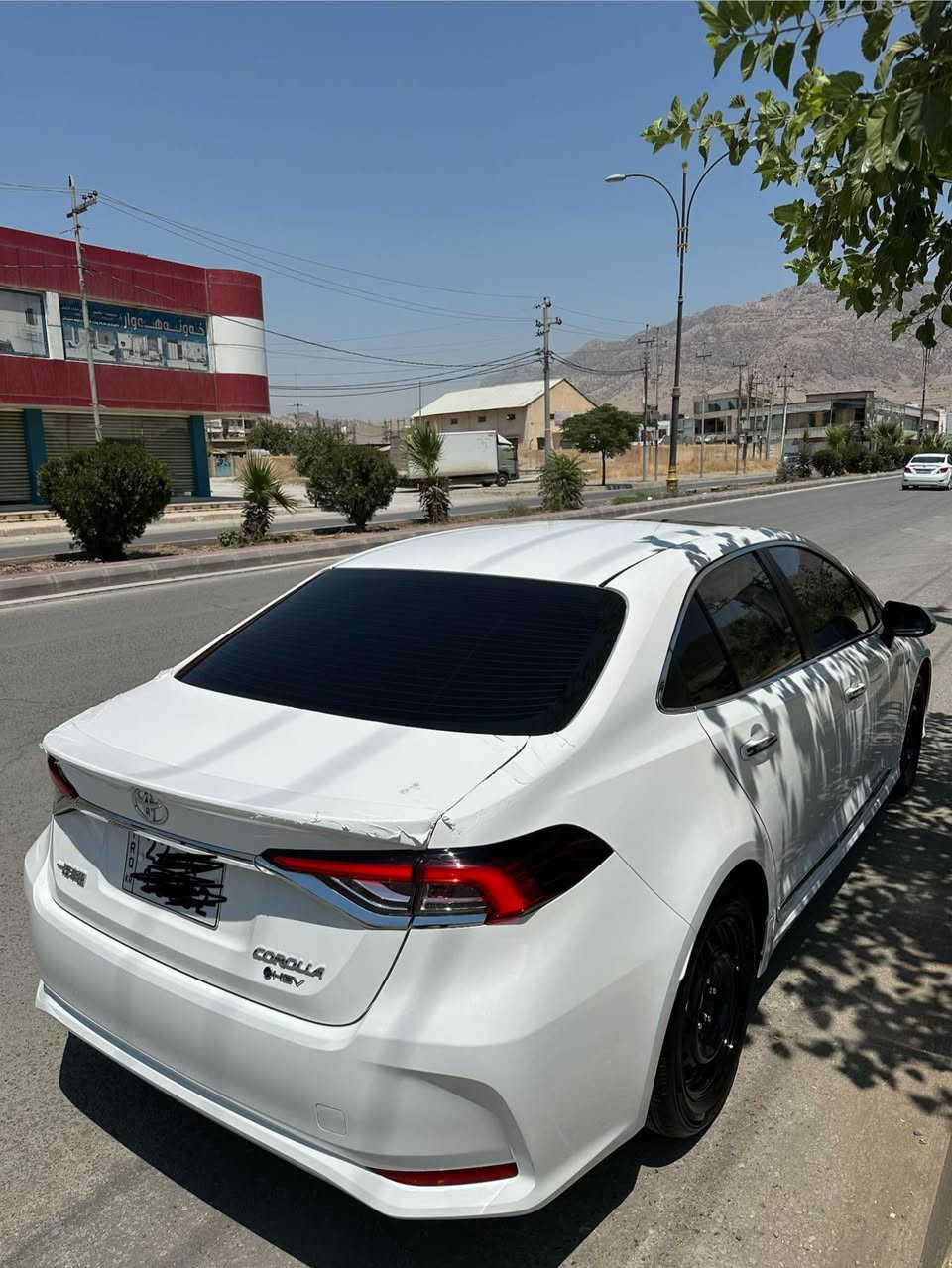 كرولا موديل2025 هه موو شتي به شه رت هيچي پيوه نيه ويله بلاديه كاني ماوه ٢٧ هه زار روشتوه  سعر170 *********** أربيل, العراق
