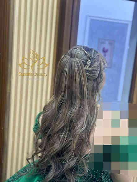 زبونتنا الحلوه 
اليوم طلعت احلى عروسة 😍♥️
مهنايه ان شاء الله
طلعت لعابه👰‍♀️🤩🤩🤩تسريحه ومكياج شغل كادر ساندرا بيوتي 😍

_________________
عنوان الجمال😍
#شعارنا_ضمان_النتائج✅

📍العنوان
الديوانيه / العروبه الاولى
 داخل فرع  مثلجات حسين 
صالون ساندرا بيوتي 
***********
***********
