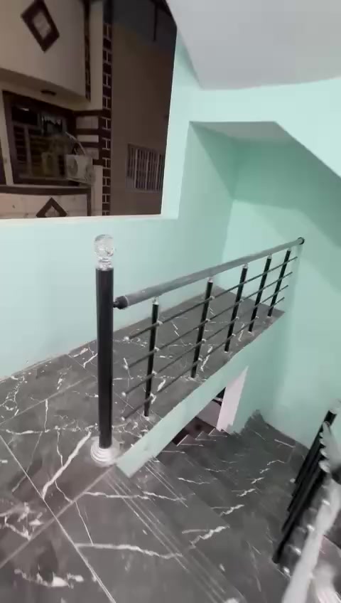 شقق للايجار جديده زيرو
شققه طابق اول غرفتين وهول ومطبخ وخدمات ب550
شقه طابق ثاني غرفتين وهول ومطبخ وخدمات ب500
شقه طابق ثالث غرفه وهول ومطبخ وخدمات ب400
لموقع :الاعظميه -الفوج - قرب الخدمي 
للاستفسار ***********
