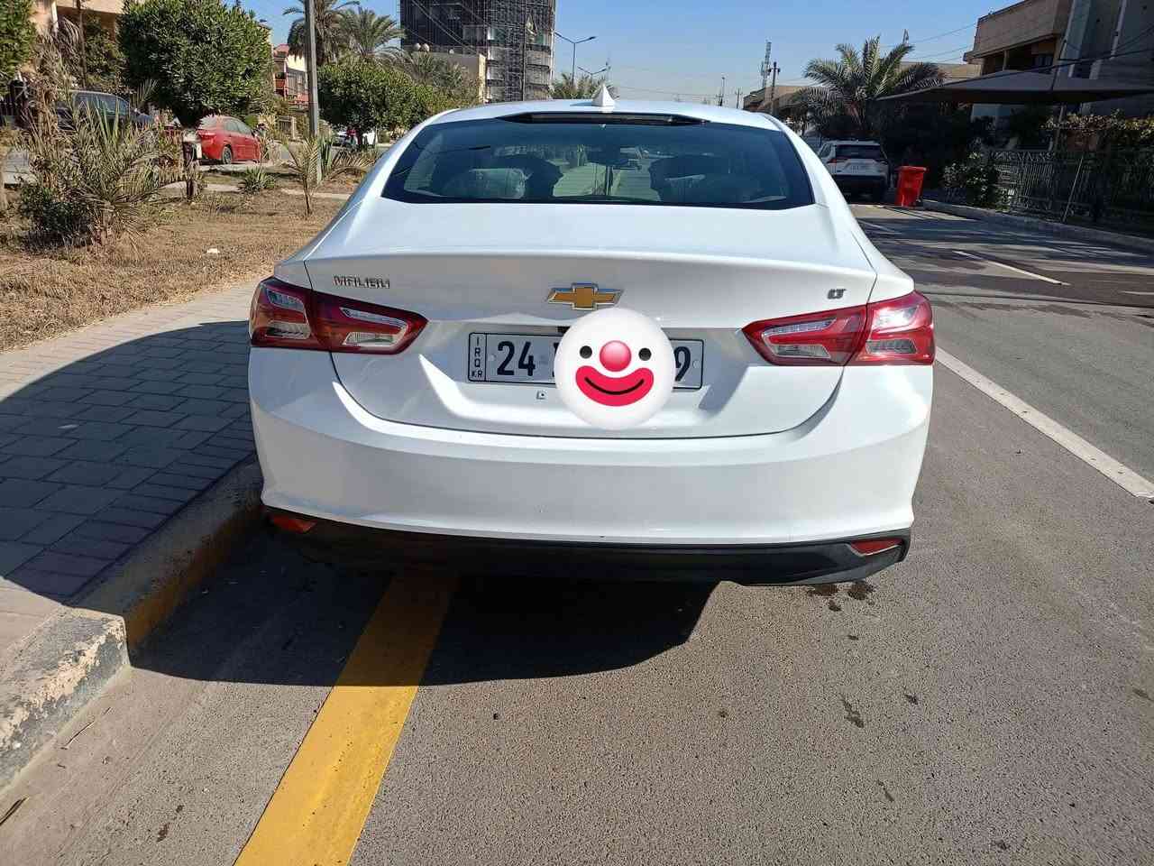 السلام عليكم ورحمه الله
ماليبو موديل ٢٠٢٢ مواصفات lt

حادثها دعامية + بارد اسفل الجامغ ومرفق الحادث بالصور

ايرباكات سليمة

كامرا 

تحكم ستيرن 

ويل ١٩ بلادي

تدفئة كشنات
***********
