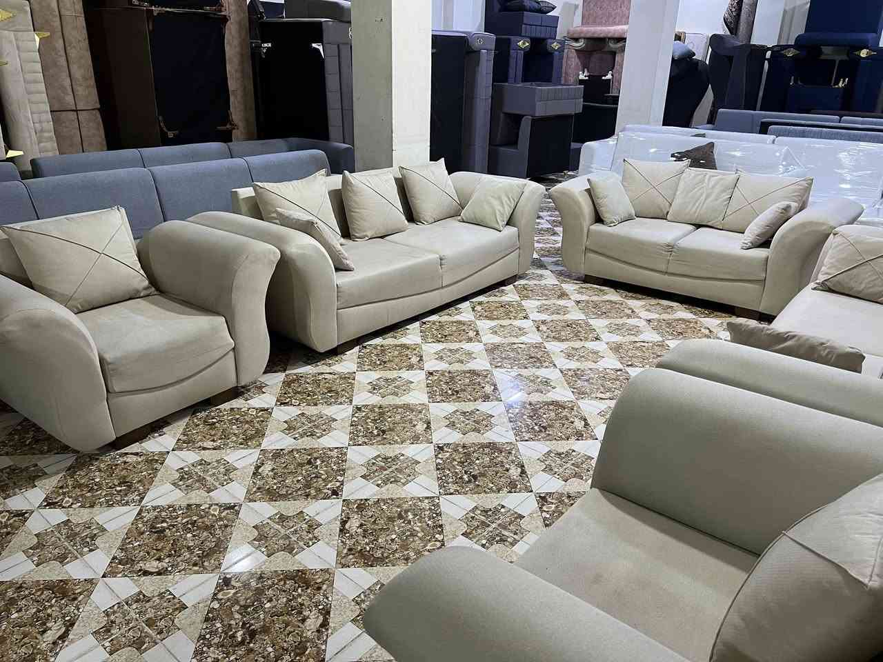 @

ئةم تاقم قةنةفة 10نةفةريية
بؤفرؤشتن بيعيبة توركيية
ژم***********
شوين كةلار سةرجادةي ئاوارةكان
