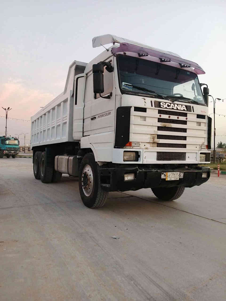 إسكانيا بطه143 للبيع موديل 93 كير 900 ومحرك جديد جدا تخم تاير 24 مجموعه مان نظيفه جدا شاصي مكفول ومبطن بدي تفصال جديد رقم بصره بااسمي مكان حله كفل لاستفسار أتصل *********** السعر 280 وبيها مجال بسيط
