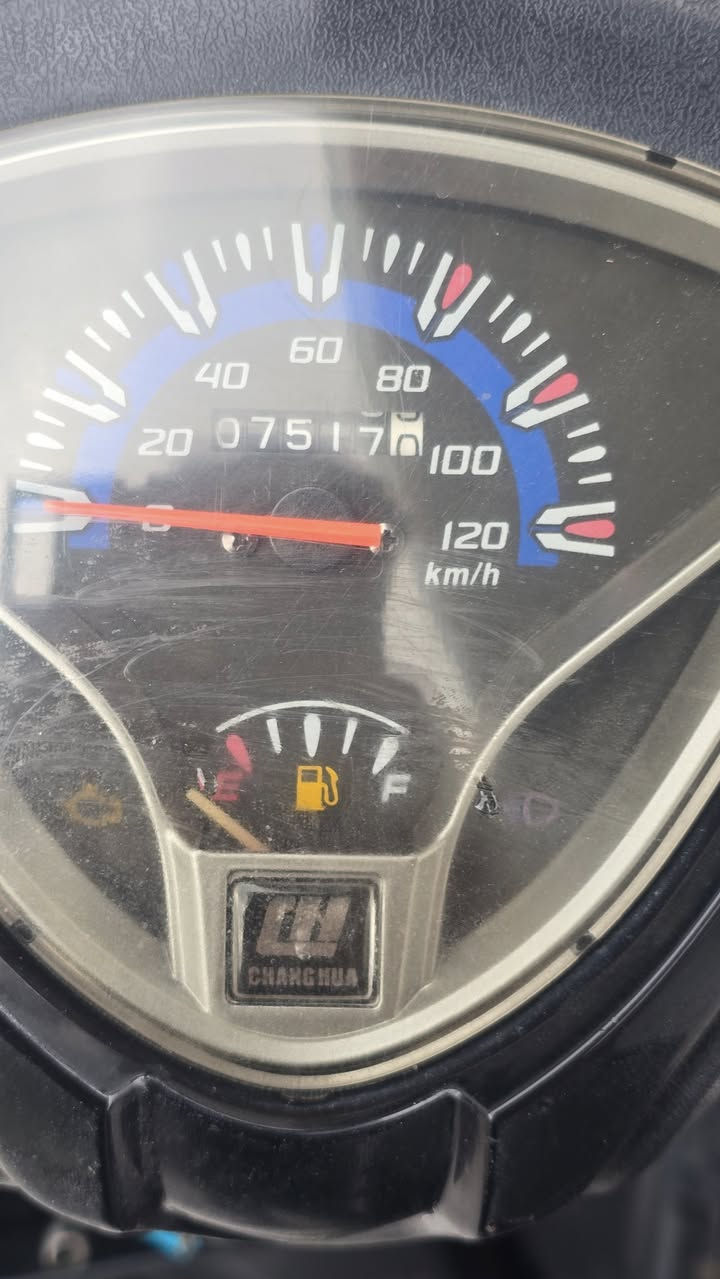 سلام عليكم دراجة جامبو للبيع موديل 2023 دراجه نضيفه مثل ماشوف ممافتوحه نكره سلف سعرها مليون وبيها مجال ***********
