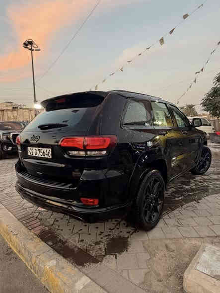 السلام عليكم للبيع جيب كراند شيروكي (S) 🙏🏻
موديل 2022 خليجي🚘وكاله هارلم 

السيارة بيه بارد بين البابين السكن اليمنه   فوك الدوسه 

مواصفات ال s فول 1/1

1-رادار امامي عدسه

2-محرك 3.6L (6v)

3-داخل احمر مختمه s
4-تحذير خروج عن المسار 

5-نقطة عمياء

6-دفع 4x4

7-فرش المقاعد جلد الأمامية كهرباء 

8-المقاعد الأمامية تدفئة وتبريد 

9-ذاكرة حفظ وضعيات الجلوس 

10-تدفئة ستيرن 

11-سقف بنورما 

12-شاشة حجم 4.8 

13-نظام خاص لطرق الوعرة 

14-مصابيح الأمامية زنون 

15-مصابيح LED

16-كشافات ضباب زنون 

17-تشغيل عن بعد 
18-صندوق كهربائي  
19-حساسات امامية 

20-حساسات خلفية

21-كامرة خلفية

22-ويل قياس 20 اسود لماع 

23-المرائة بـ خاصية التعتيم الذاتي 

24-مرائة امامية كهرباء 

25-بلوتوث تلفون 

26-تحديد سرعة 
27-تحديد مسار 

28-نظام تشغيل وإطفاء أتوماتيكي 
29-نظام بريك اتوماتيكي 
باقي مواصفات S معروفه سياره جديده باسمي تحويل مباشر
رقم
مكان سياره شارع فلسطين 
السعر:365💸💸وبي مجال👋🏻🤍

لاتصال والاستفسار:  ***********
