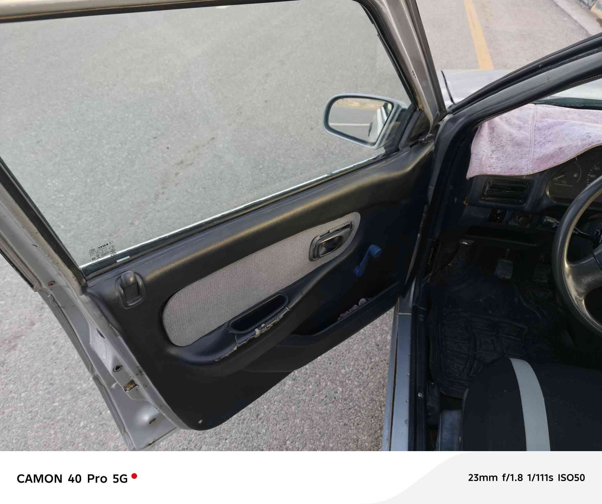 السلام عليكم سيارة هوندا بني موديل ٩٤رقم نينوى دولي وكابون بانزين محرك براتون تك سيارة جاهزه من كل شيء مصبوغة عام جمالية السعر ٢٢$ للاتصال ***********/***********
