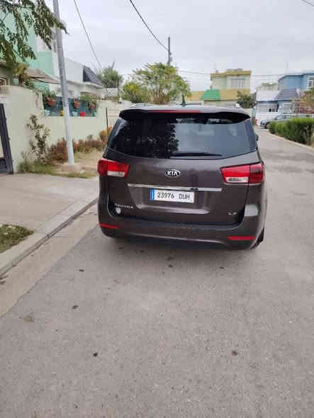 #كيا سيدونا للبيع
موديل ١٧ ابيع محزمه وبيها ٣ قطع ممصبوغه 
ضربتها خفيفه ومحزمه اثر جراد 
السعر 158عليها غرامات 8ورقات تنزل من سعر  سياره وانته تدفع الغرامات 
للاستفسار الاتصال على الرقم التالي ***********مكانه الانبار القائم مدينه السكنيه أو اربيل
