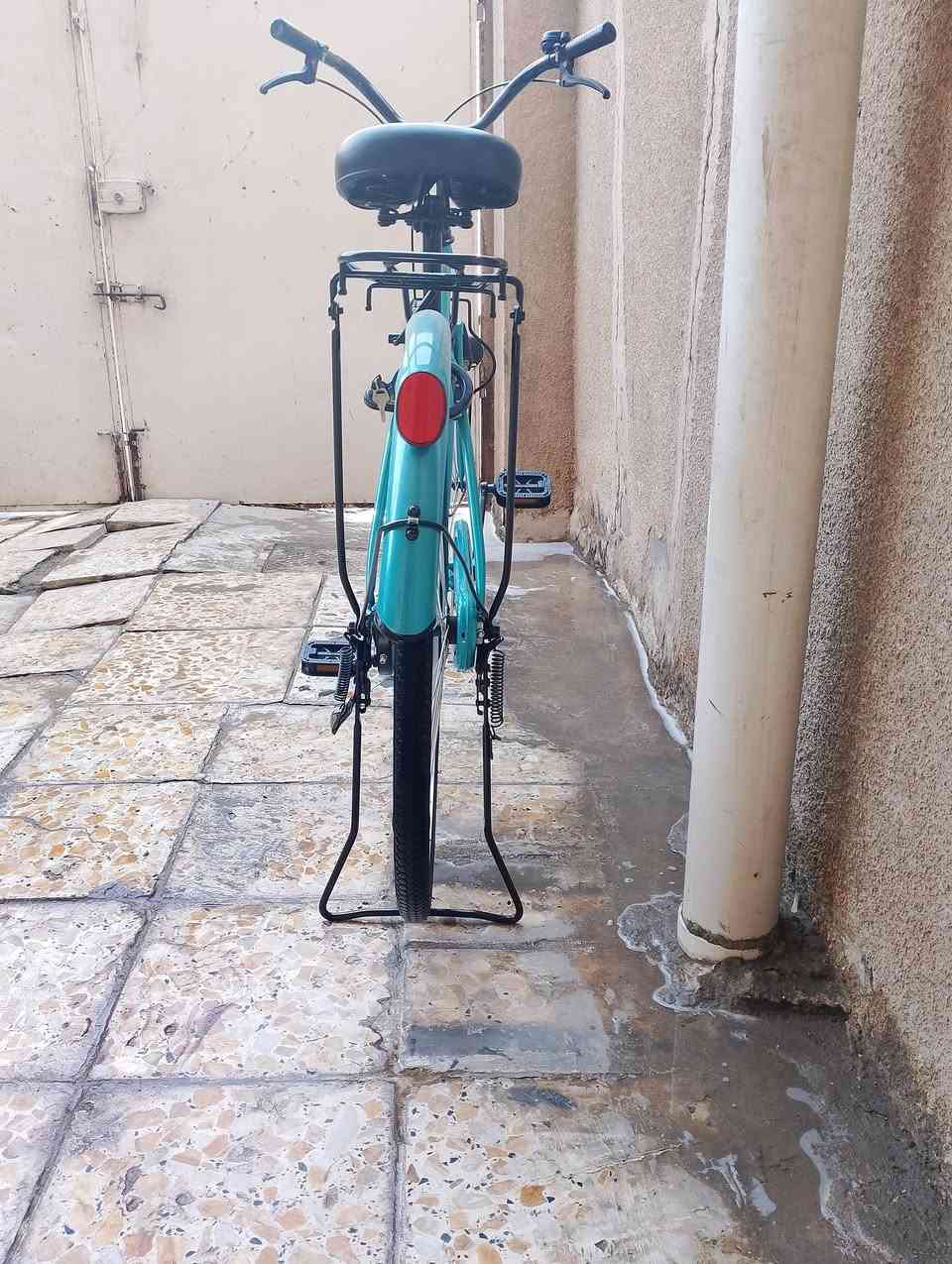 للبيع 205.   ***********
