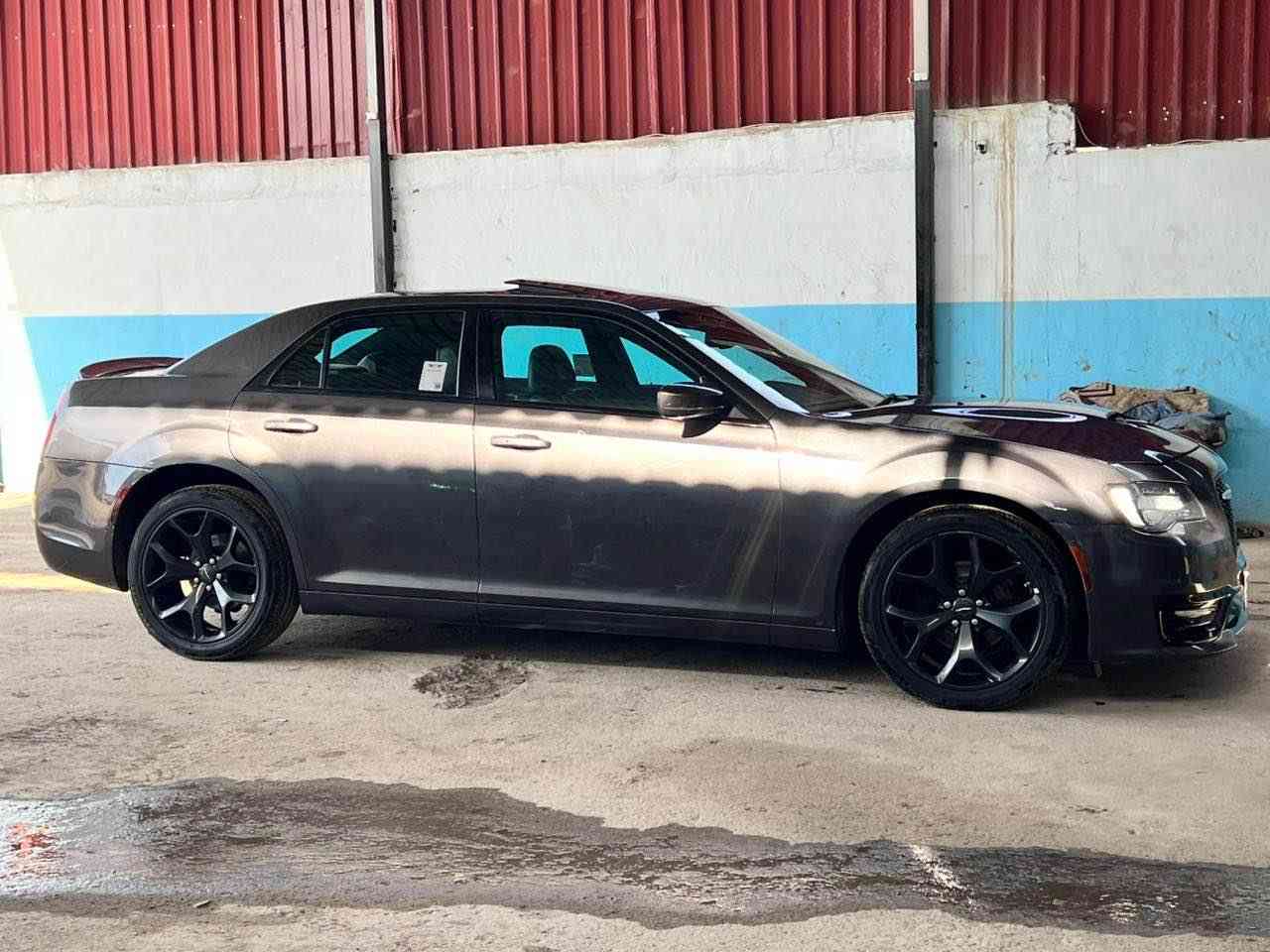 اوباما 2016 مواصفات فولS
رقم سنوي جديد بسمي تحويل وكاله بشرط 
گير محرك جديد بشرط 
بيها اربع قطع بدون شاصي بدون ارباك 
سعر 178$ ورقه بي مجال 
مكاني دهوك 
رقم تلفون *********** زاخو, دهوك
