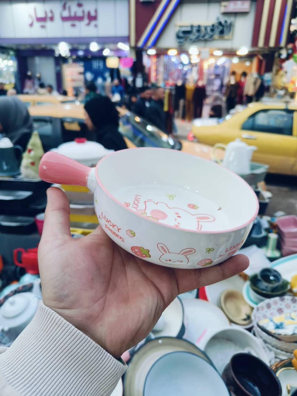 طاوات حراري 👌🏻

سعر 3 الاف قطعتين بـ5 

متوفر توصيل 🛵

عنوان خانقين شارع مصرف مقابل حاجه الف  باوان

وتساب ***********
