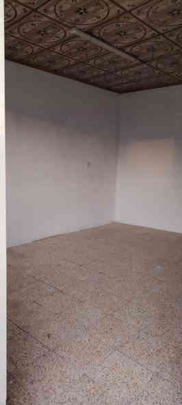 شقه للايجار مساحة ٢٠٠ متر نهاية البكر بظهر الشارع العام غرفتين نوم وهول واسع ومطبخ وصحيات خلف جامع البديع كاشي وسقوف ومصبوغه جديد السعر ٢٥٠ الف قفله
 ***********
***********
