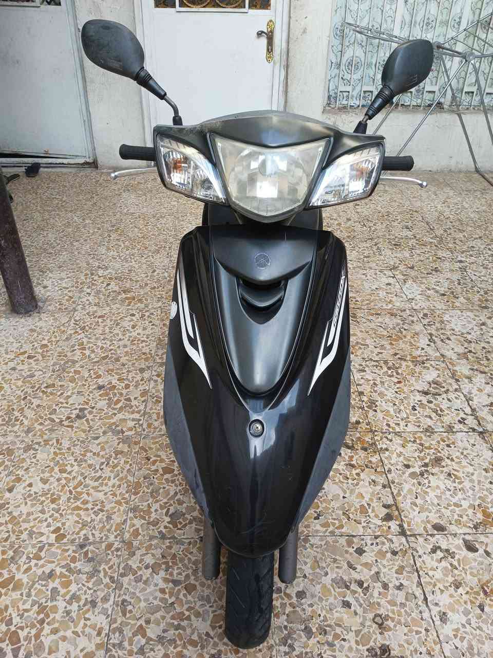 السلام عليكم
دراجه ابريز بغبغاء 
نوزل خطين رمبه
ياباني مكفولة كفاله 
عامه لون اسود
بغداد ***********
