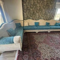 كنب • لاوان • قفل