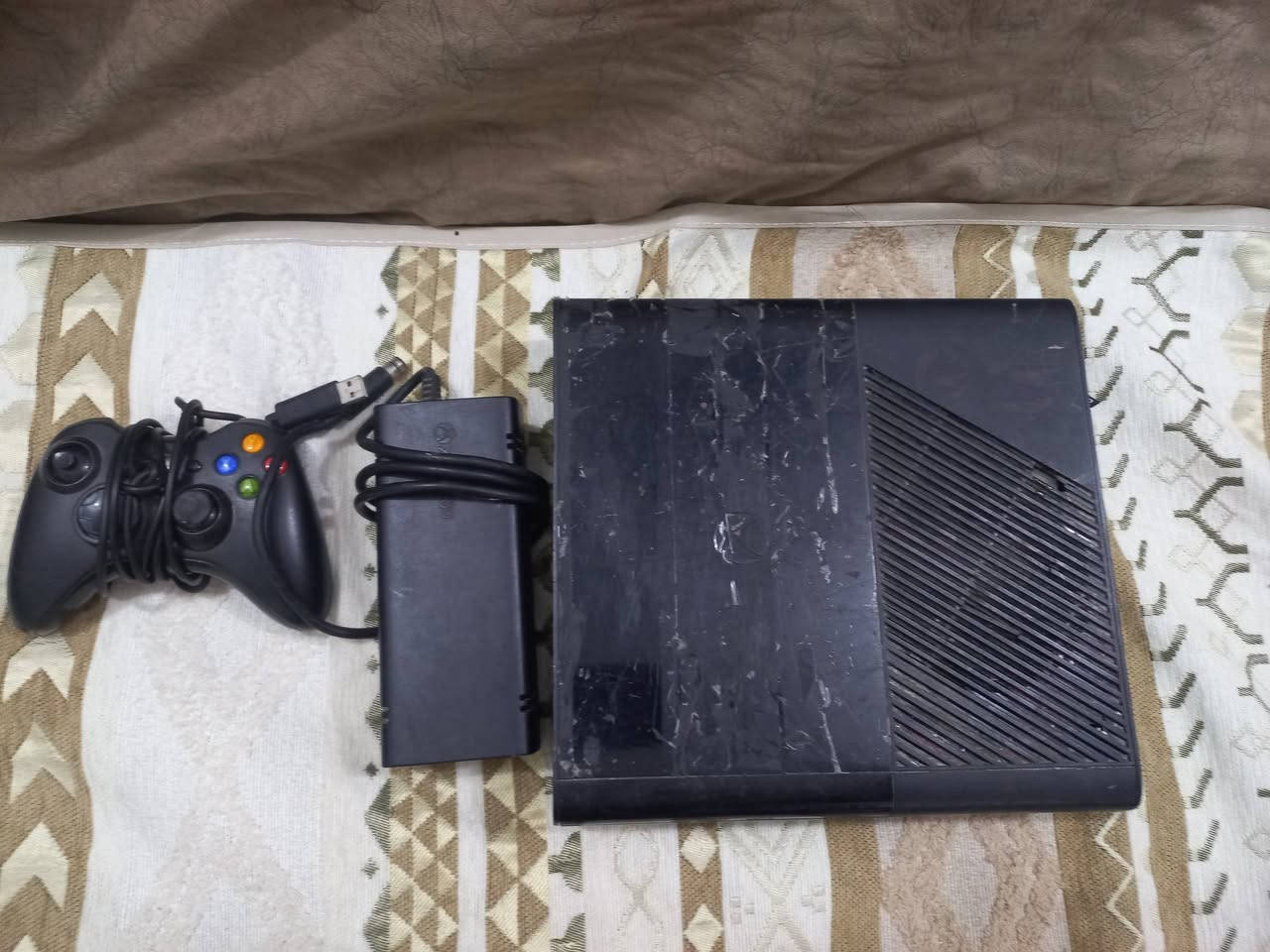 للبيع اكس بوكس 360 ذاكرة 250 گيگا بايت يحتوي على 59 لعبة بضمنها  GTA يحتوي على ملحقات مع 2جوستك بسعر 100


**إذا كنت صاحب هذا الإعلان وتريد حذفه لأي سبب، رجاءا أرسل رسالة إلى الدعم الفني**