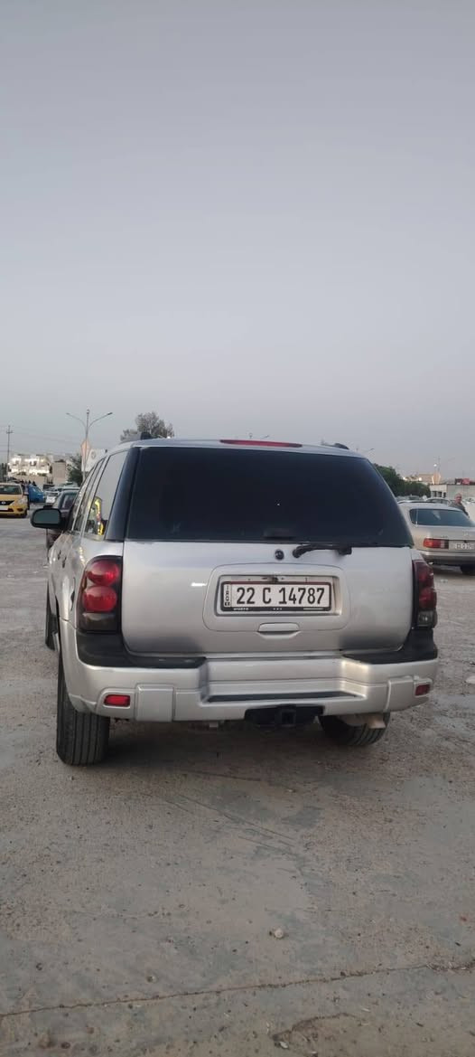 السلام عليكم بلايزر 2005رقم اربيل جديد هزه وبراد شرط التحويل سياره جاهزه مصبوغه جماليه بسبب جلح بدون حادث ترايك مفتوح لايت زينون اصلي كامره العنوان كركوك السعر 70بيها مجال بسيط شراي اتصل ***********
