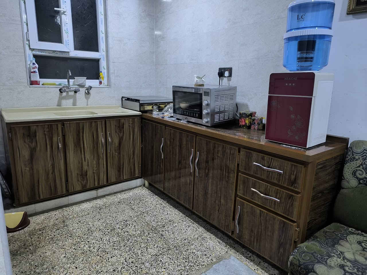 السلام عليكم 
كاونترات المنيوم شغل درجة اولى للبيع 
للتواصل الاتصال على 
***********
***********
