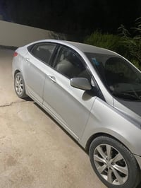 اكسنت 2012 للبيع فقط  وارد امريكي  محرك السيارة GDI  فول مواصفات  ايكو...