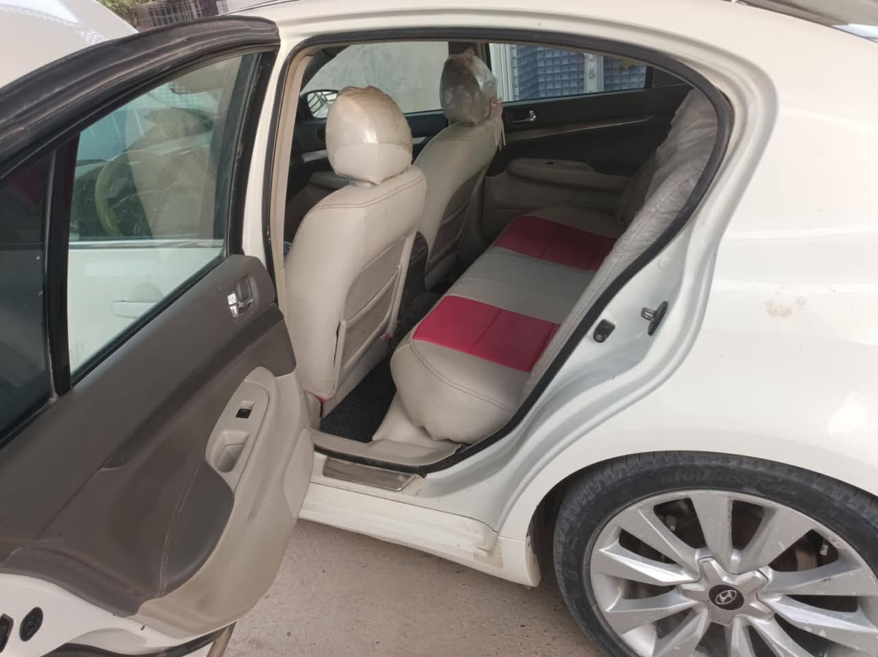 انفنتي موديل 2011 محور ديفور 3000 بيع مستعجل ***********
