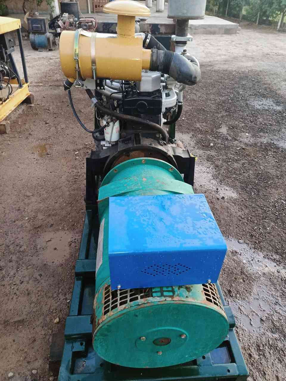 السلام عليكم رمضان كريم 
مولد بيركز صيني 4105 اخو الجديد
50 كيفي عل فحص السعر 25 ورقة وبها مجال بسيط
العنوان بغداد بسمايه
***********
