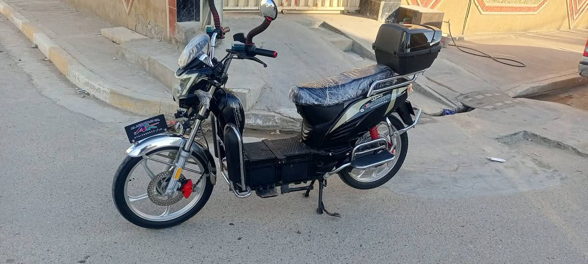 سلام عليكم دراجه شحن للبيع موديل 2025 بطاريات علفحص مكاني فلوجه شهداء للاستفسار  الاتصال على الرقم ***********.   ***********
