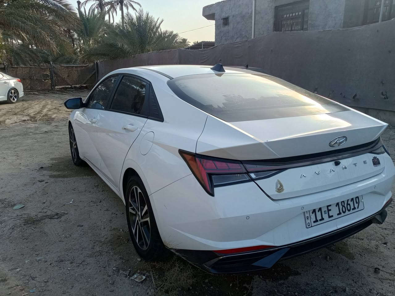 السلام عليكم سياره افانتي موديل 21 فول مواصفات عدا الفتحه مكينه 2000 دوش وارد كوري خليحي ماشيه 114 الف كيلو مكينه كير حداديه جديده كهربائيات كل شغاله تبريد ثلج امامي خلفي تدفئه سياره جديده رقم بغداد الدولي باسمي شرط التحويل هزه جديده بيه رش جاملغ وربع البنيد بدون اي داخل شواصي مكفوله حوض تكم كوله مكفول مكاني بابل السعر 155 وبيها مجال ***********
