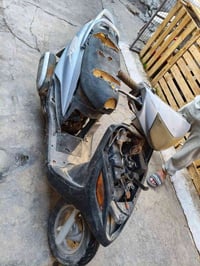 متروكة • كوم حديد • سنة