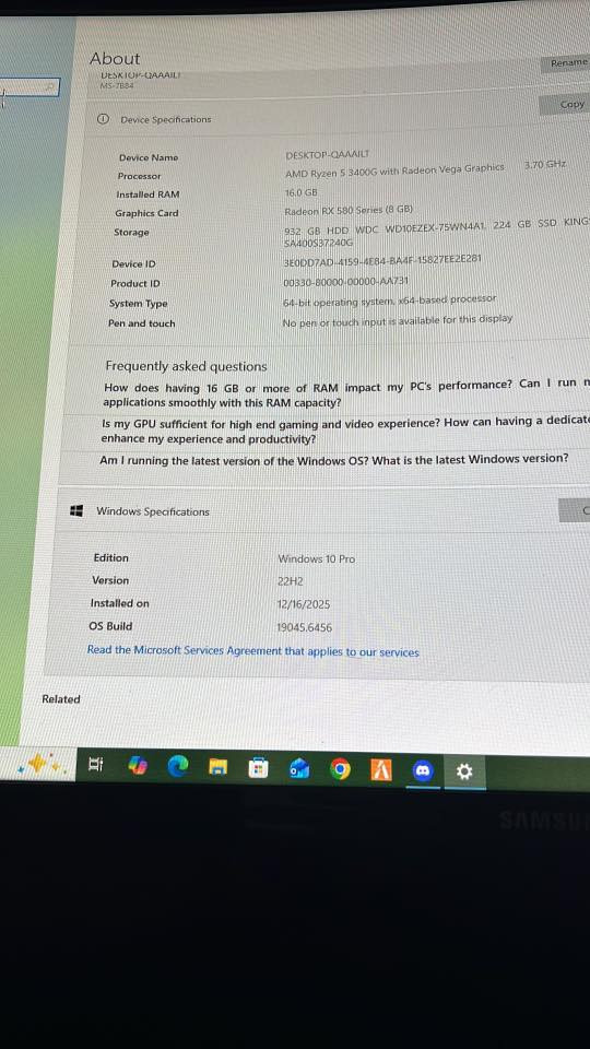 سلام عليكم عنديل Pc  للبيع
وماعرف سعرها هسه بيش وريد ابيعها هيه وشاشه وميز وموس وكيبورد وكرسي كلها شلع قيم واخذها بس كون سعر لا يضرك ولا يضرني للتواصل ***********  وهاي موصفاتها كدامكم كلشي تشغل وسلسه
