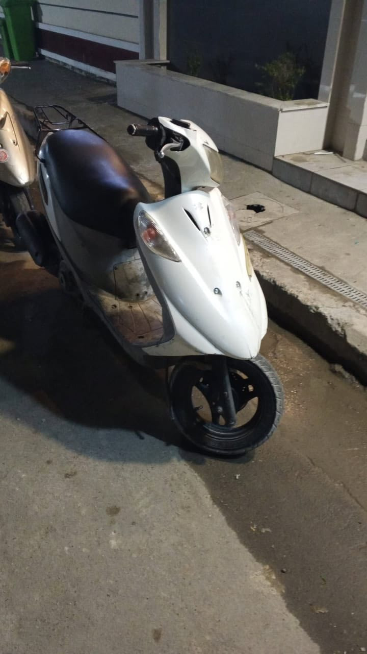 سلام عليكم ادرس120 للبيع الدراجه نكره سلف الدراجه نضيفه وحلوه مابيها نقص العنوان الشعب حي البساتين السعر425وبيها مجال الرقم ***********
