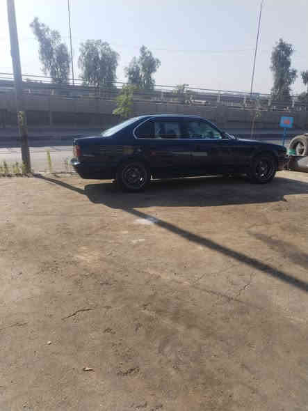 سلا عليكم البيع بي ام دبليو حجم 525 كبس كير عادي اربع جامعات كهرب ومرايات كهرب صبغ جماليا ويالا وتارات جديد كشنات جلد رقم نينوى بسمي سعر 58وبي مجال استفسار هاذا رقم *********** ***********
