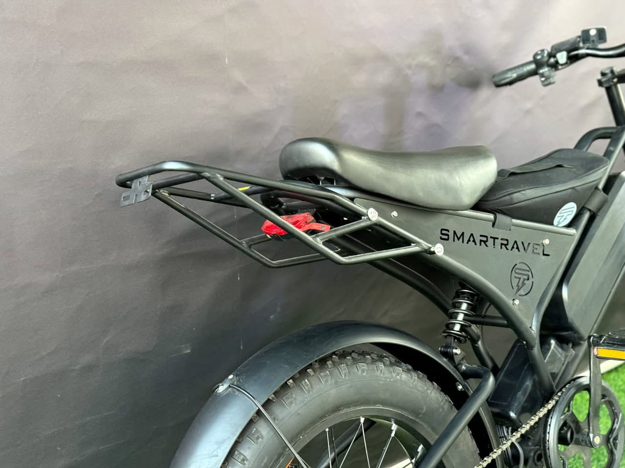 دراجة كهربائيه مميزه بالعراق
بطارية : ليثيوم
المحرك : 1000 واط
تمشيك 40 . 60 كم
وتاير دبابه متكامل المواصفات
وتشيل وزن عالي ونظام دبلات قوي دراجة متكامله وتغنيك عن البانزين وتجي وياها بام نفخ + شاحنه + حقيبه تخزين/ الشراي يراسلني خاص وبيه خير ويدلل


**إذا كنت صاحب هذا الإعلان وتريد حذفه لأي سبب، رجاءا أرسل رسالة إلى الدعم الفني**