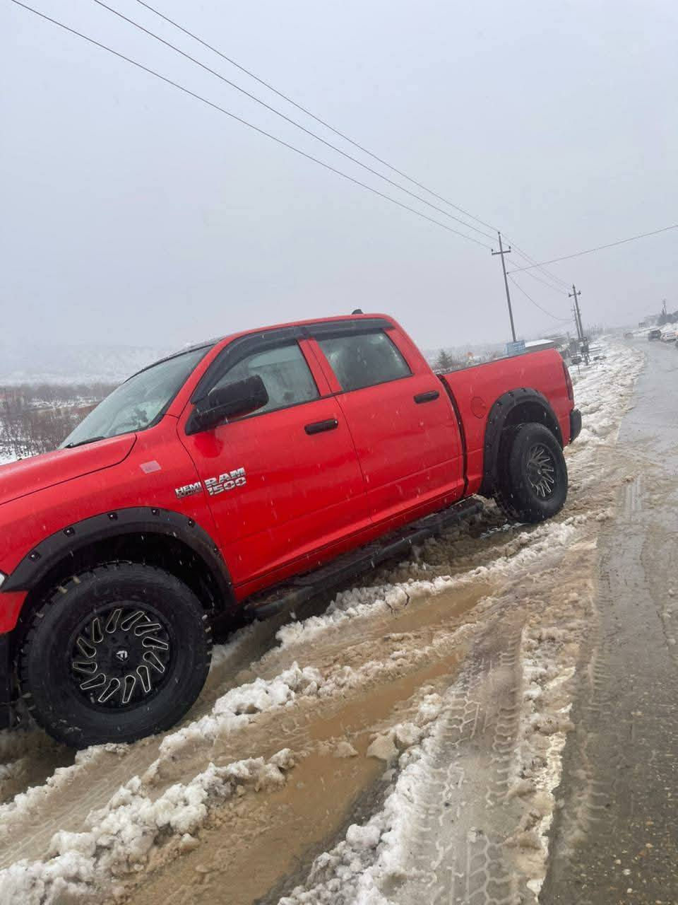 دودج رام 1500
الموديل 2018
📍 مكان السيارة: بغداد / الكريعات

📞 للتواصل: ***********

📊 المسافة المقطوعة: 105 ألف مايل

🛠️ المحرك: 8 سلندر – 5700cc
كير موس
⚠️ أضرار السيارة
• وارد أمريكي
• تغير لون بالكامل
• كفالة الكير والمحرك
📌 تفاصيل إضافية
• رقم السيارة: بغداد الدولي الجديد
• باسم المالك تحويل مباشر
• لون السيارة: أحمر
