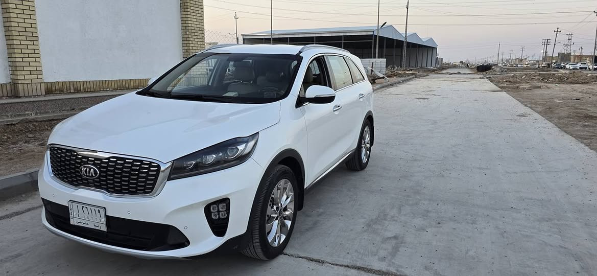 سورنتو ٢٠٢٠ خليجي ستة ماشية ٨٤ بيه تبديل قبق الجنطة اثر حادث خفيف جدا وبارد شبر مكفولة من الصبغ السعر ٢٤٥ 
***********
