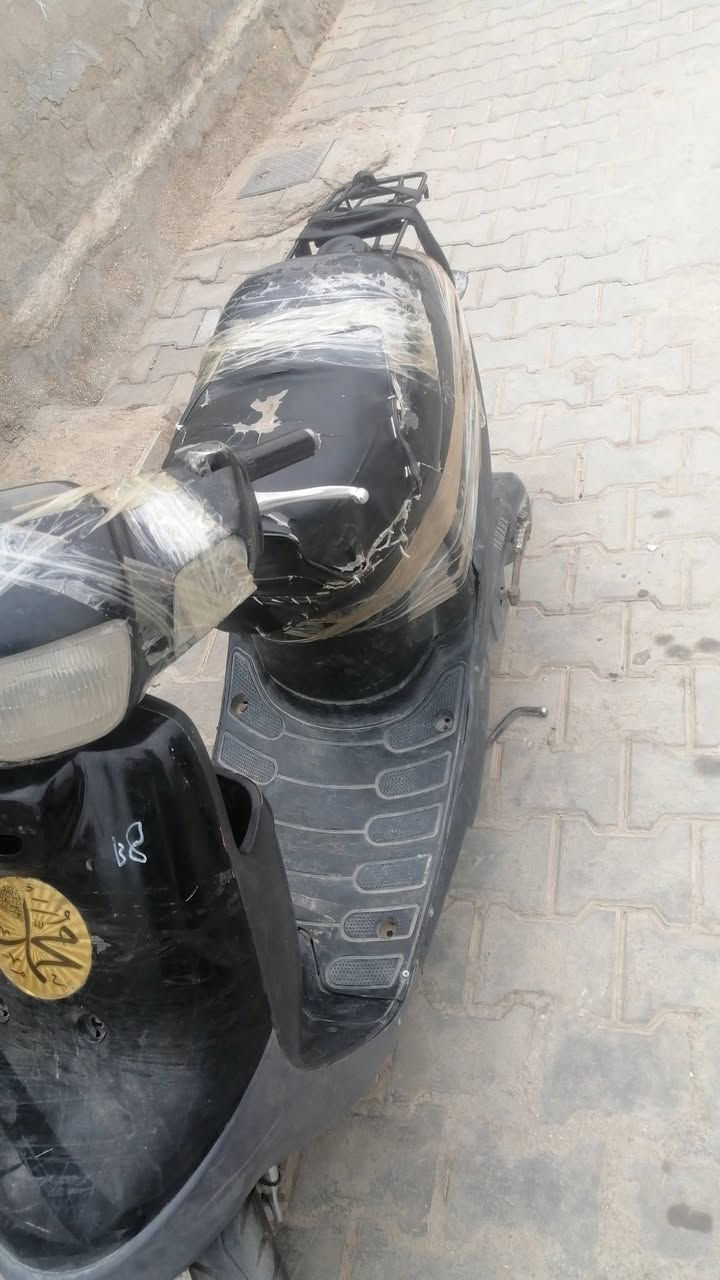 دراجة بطة للبيع السعر 180 وبيهه مجال..
👋👍🏾


**إذا كنت صاحب هذا الإعلان وتريد حذفه لأي سبب، رجاءا أرسل رسالة إلى الدعم الفني**