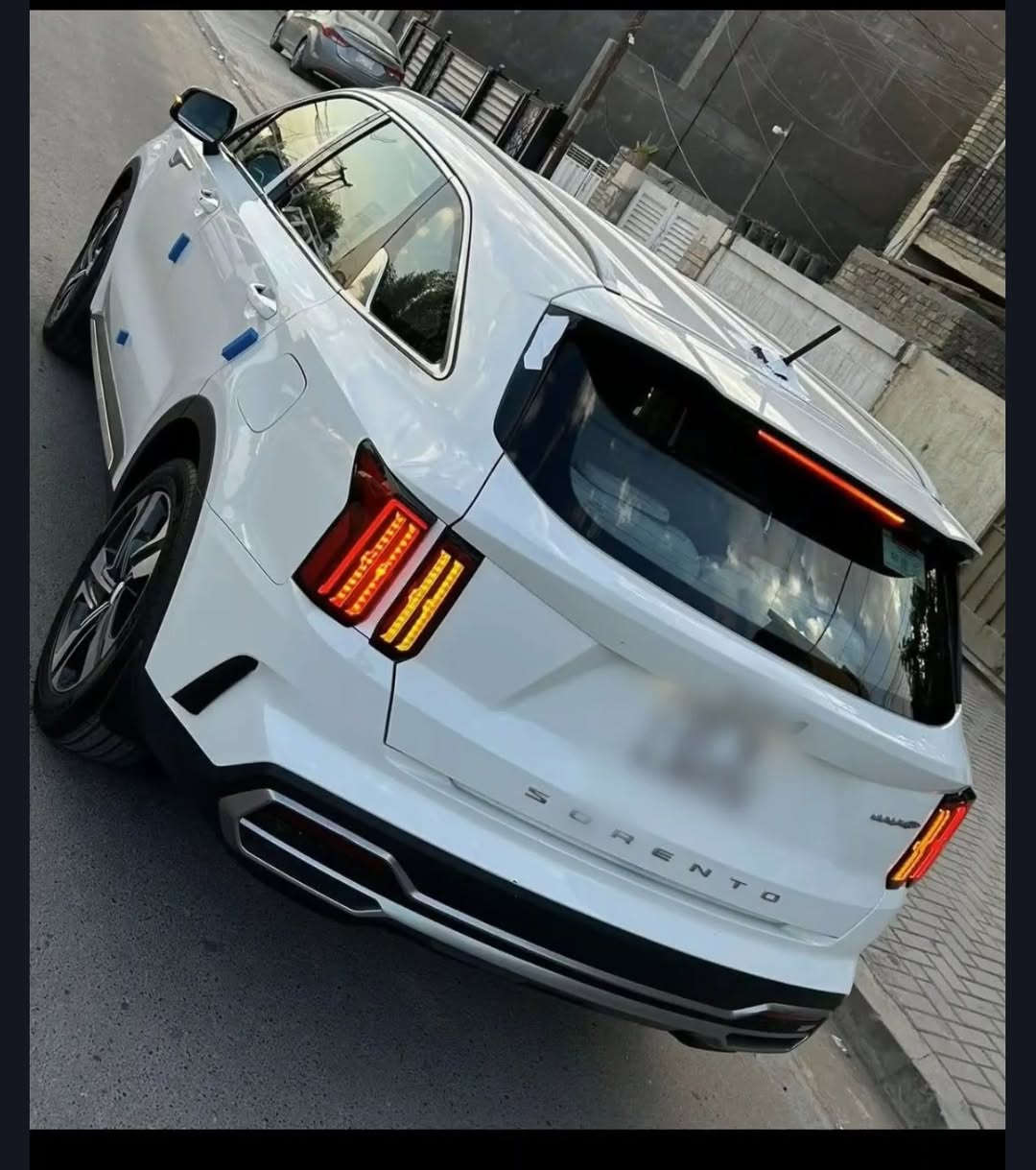 سلام وعليكم سورنتو خليجي مديل 2023
رقم اربيل شرط التحويل 
نص فول بيها بارد بل باب السكن شبر 
السعر 233وبيها مجال رقم 
الهاتف ***********كورك
وهاذا الاسيا ***********
