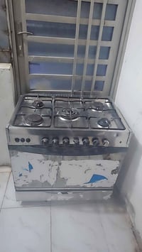 طباخ مصري • فرش • النجف