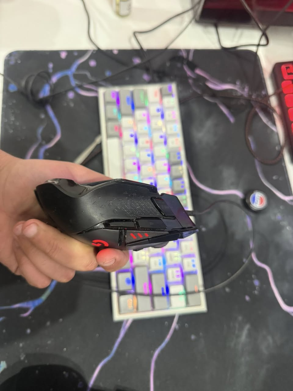 السلام عليكم كيبورد ريدراغون ميكانكل 60% ريد سويتج
وماوس لوجتك g502هيرو 

نظيفات مثل متشوفون كدامكم استعمال قليل

سعرهن اثنينهن 75
مكاني بغداد العامرية وماعندي توصيل


**إذا كنت صاحب هذا الإعلان وتريد حذفه لأي سبب، رجاءا أرسل رسالة إلى الدعم الفني**